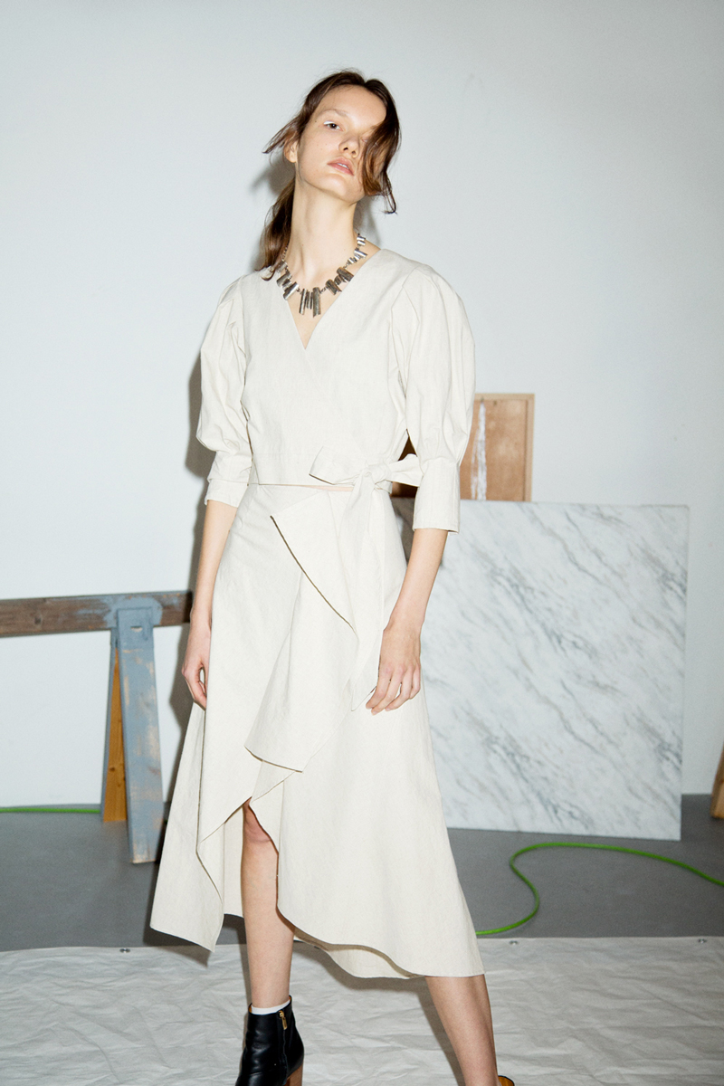 Sleeve Tucked 2 Piece 詳細画像 White 1