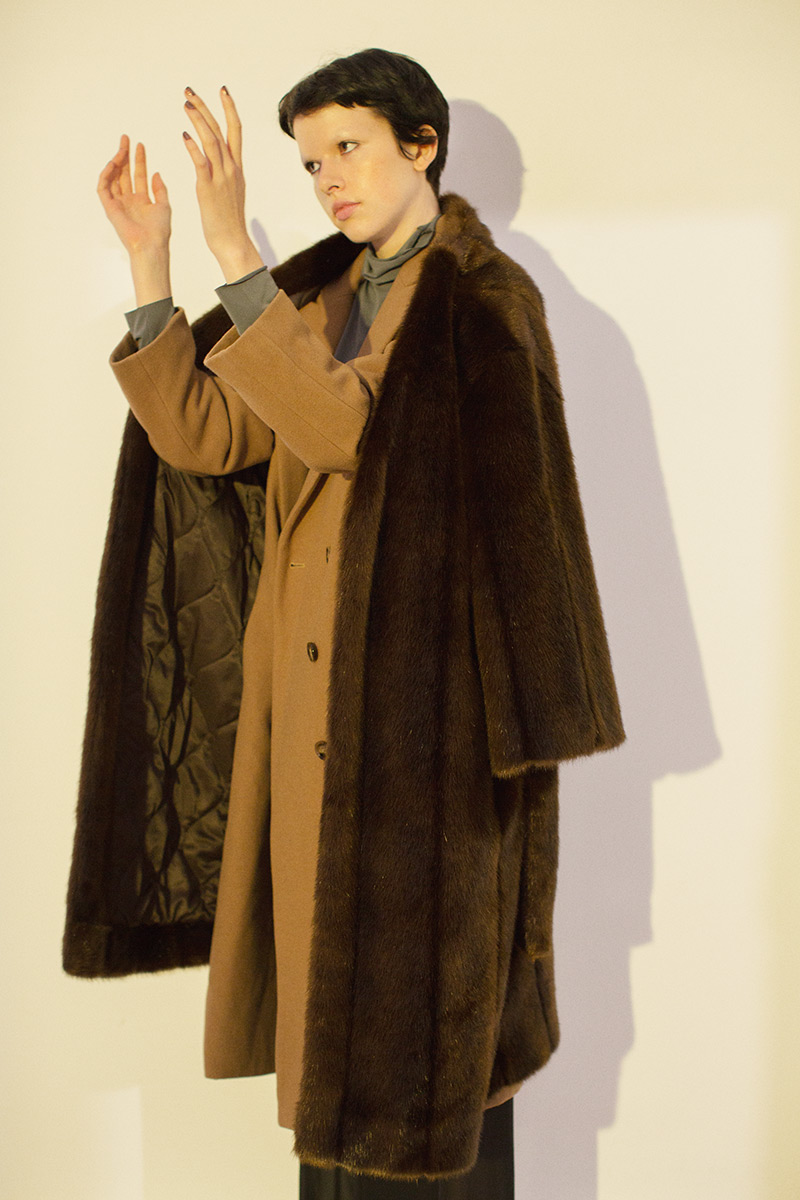 Faux Fur Long Coat 詳細画像 Brown 3