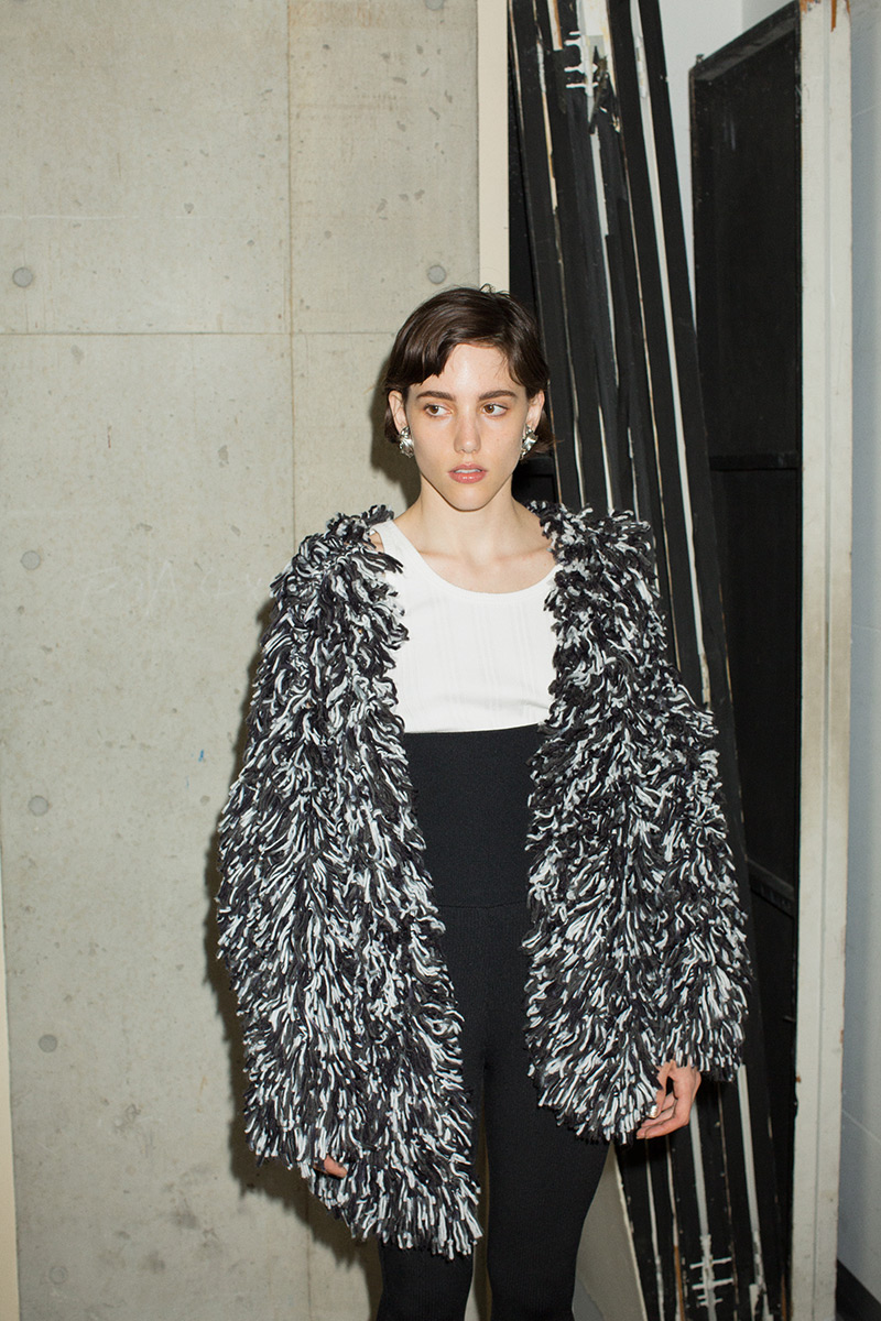 Hand Fringe Knit Coat 詳細画像 Black 2