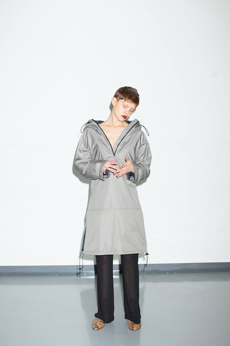 Athletic Over Hoodie 詳細画像 Beige 2
