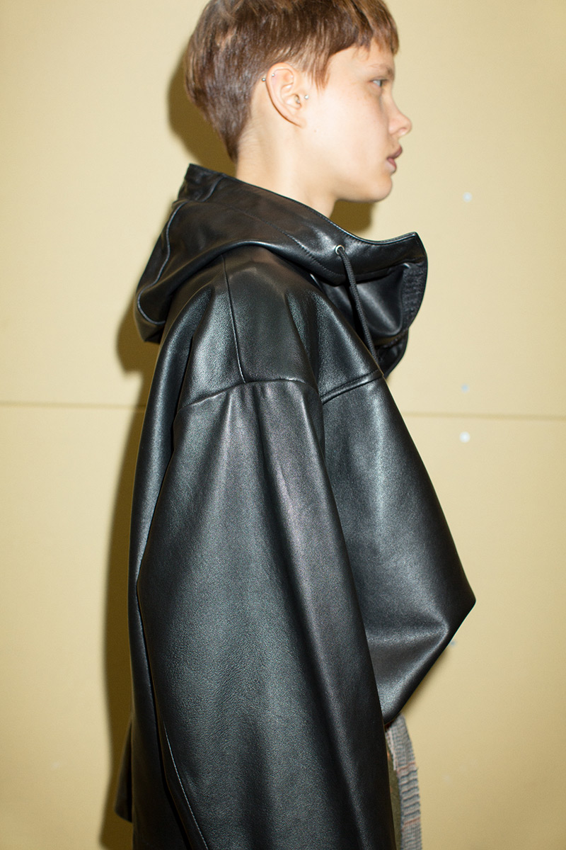Anorak Leather Hoodie 詳細画像 Black 3