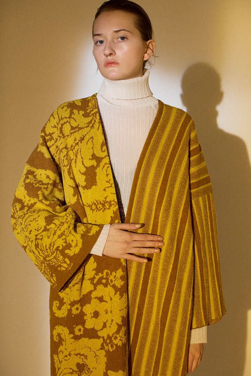 Flower and Stripe Jacquard Gown 詳細画像 Yellow 1