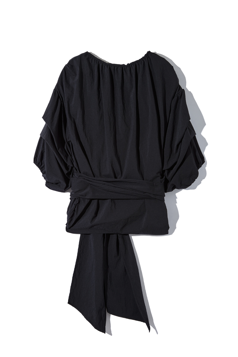 Tucked Sleeve Blouse 詳細画像 Black 2