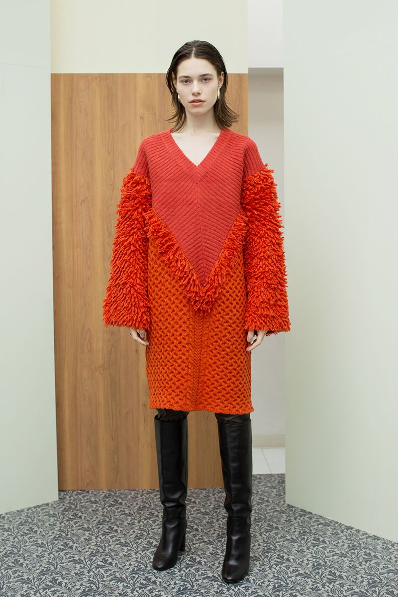Loop V Knitted Dress