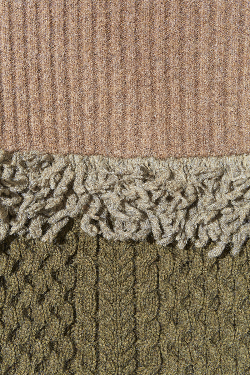 Loop V Knitted Dress 詳細画像 Khaki 3