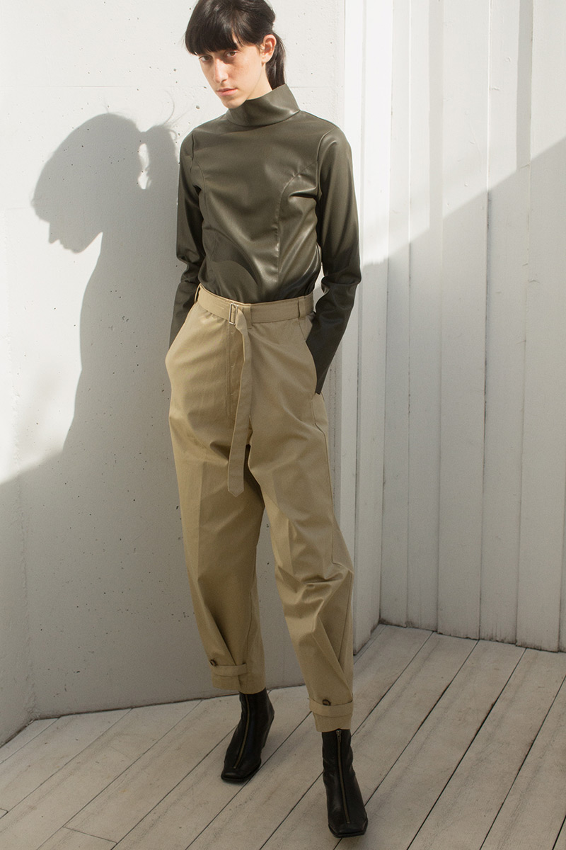 Back Zipper Turtle Top 詳細画像 Brown 1