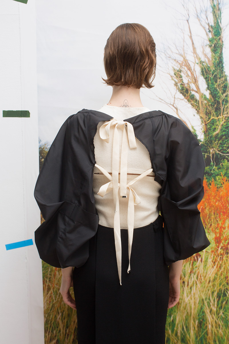 Belted Sleeve Shirts 詳細画像 Black 1