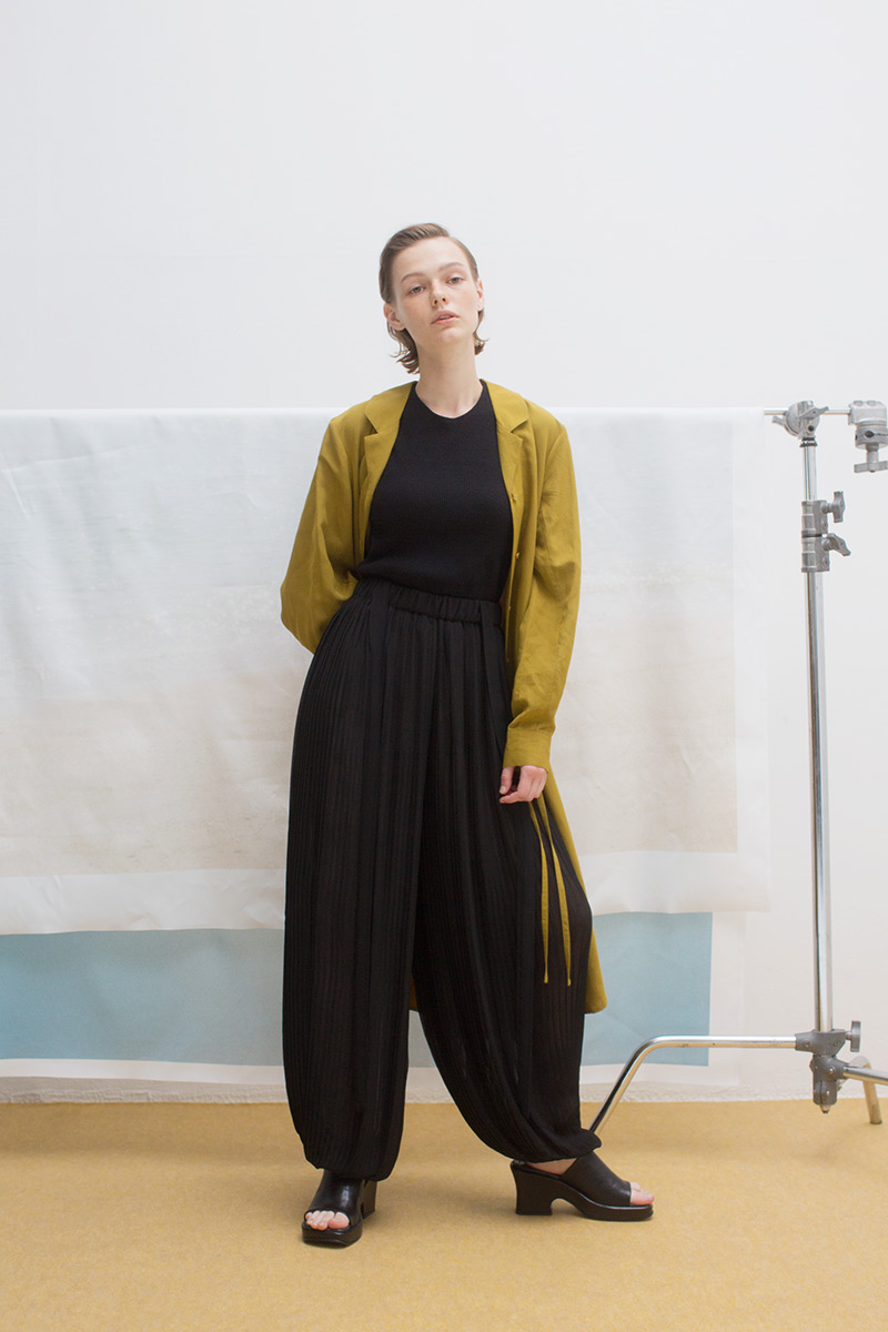 Pleats Baloon Trousers 詳細画像 Black 2
