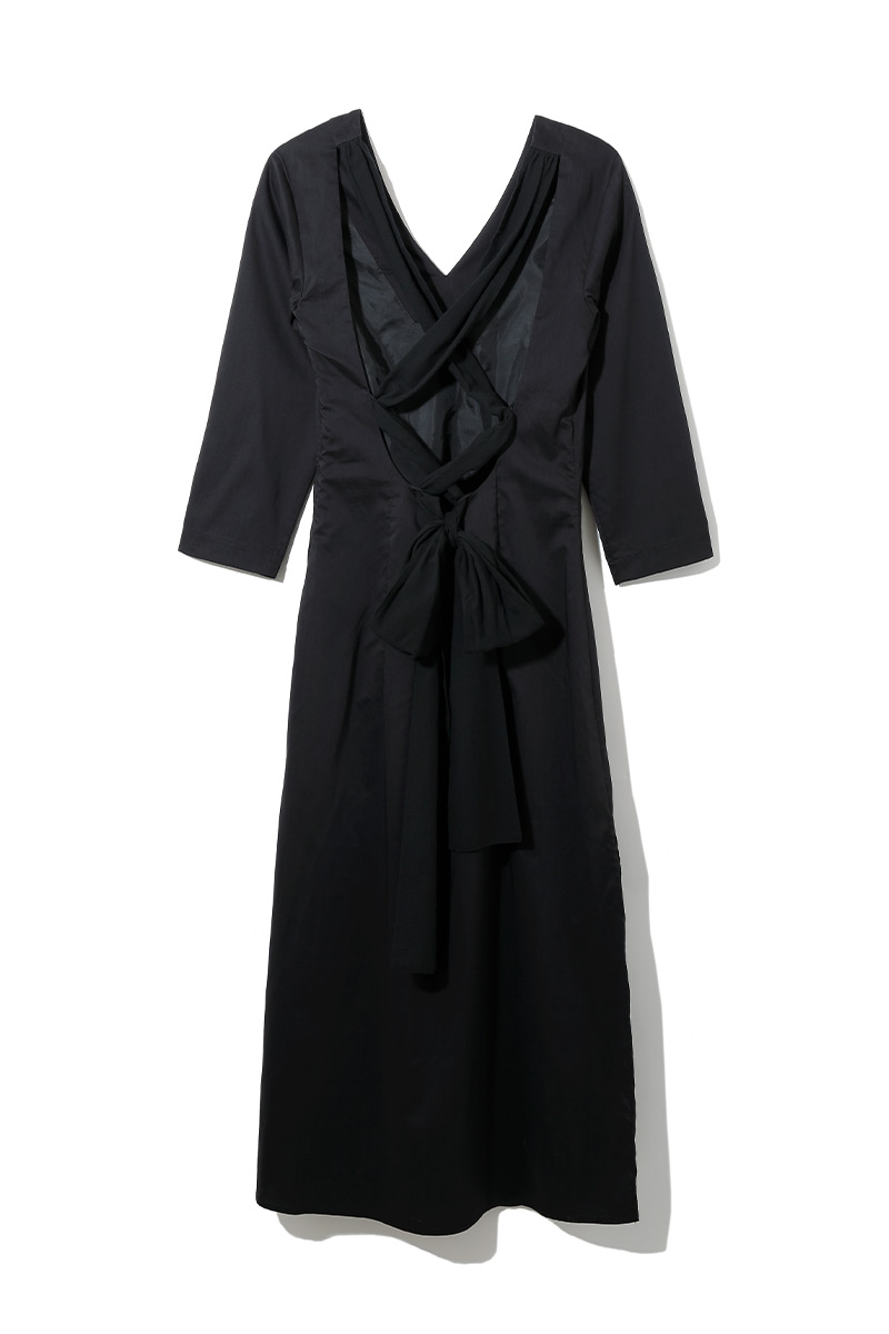 Back Open Ribbon Dress