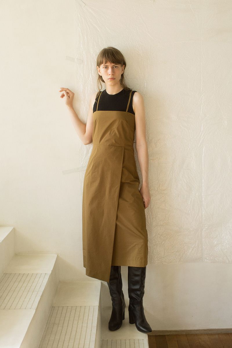 I Line Slit Dress 詳細画像 Brown 2
