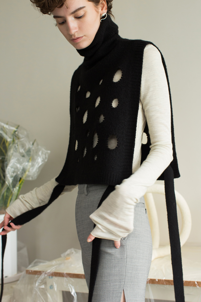 Cheese Knit Vest 詳細画像 Black 1