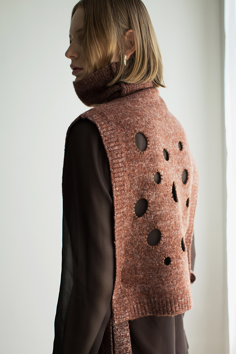 Cheese Knit Vest 詳細画像 Brown 2