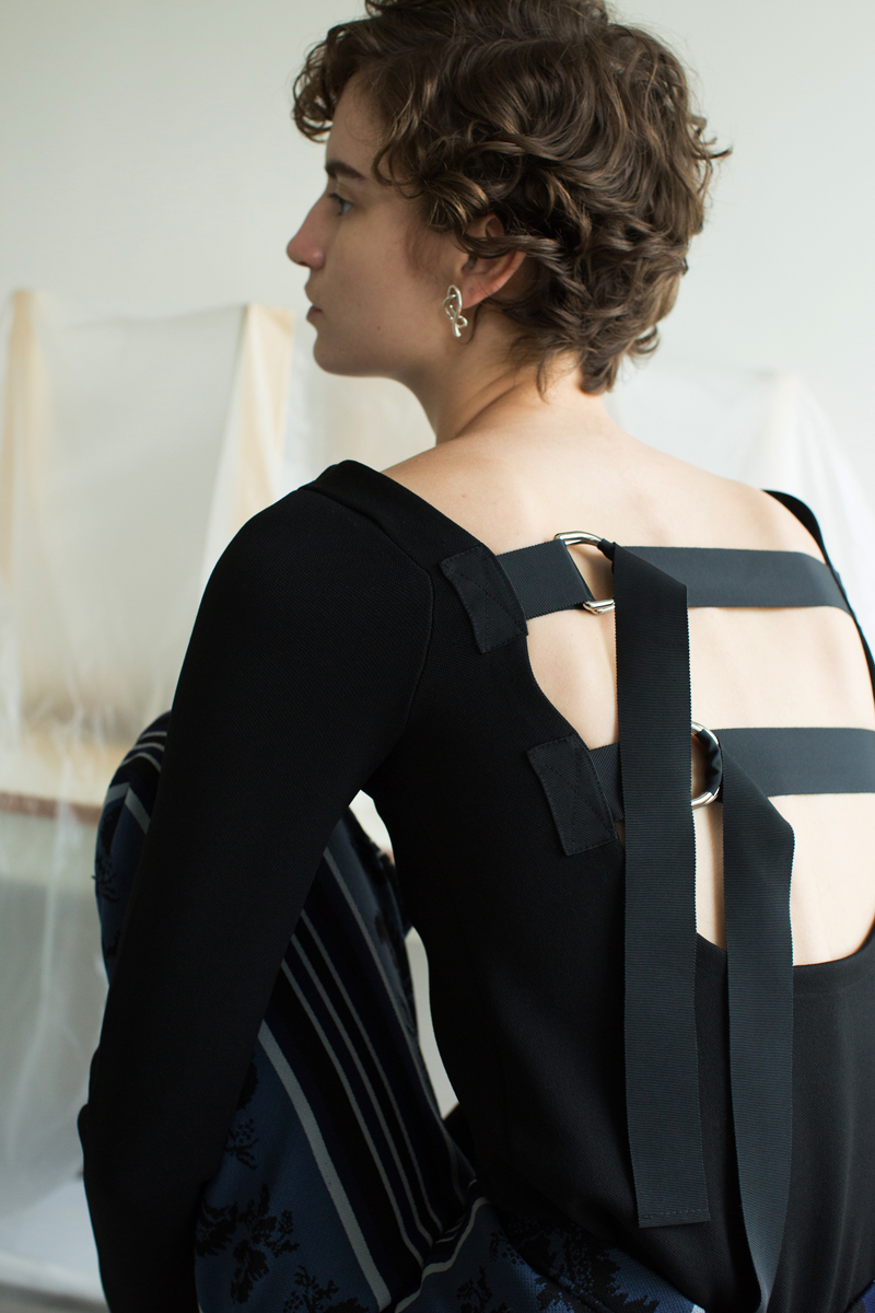 Back Belted Knit Top 詳細画像 Black 2