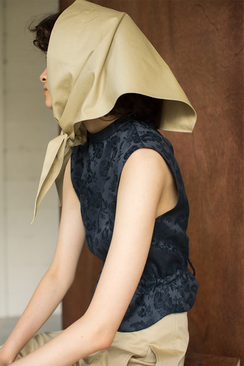 Jacquard Open Top