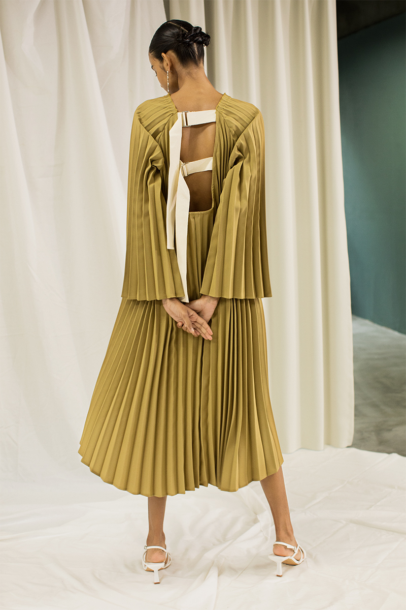 Belted Pleats Maxi Dress 詳細画像 Yellow 1