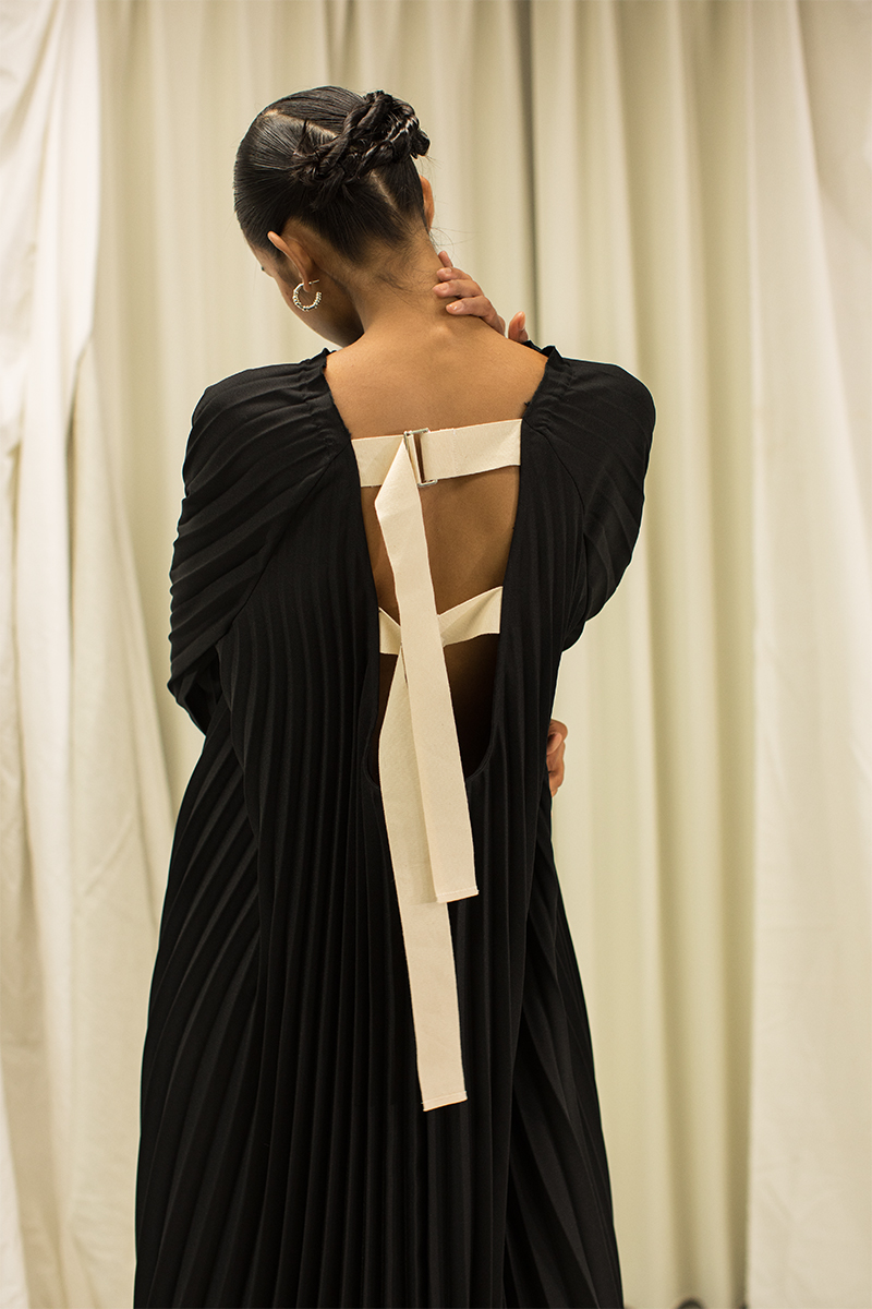 Belted Pleats Maxi Dress