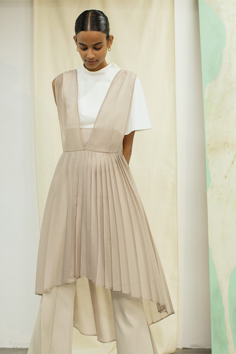 Pleated Organdy Dress 詳細画像 Nude 1