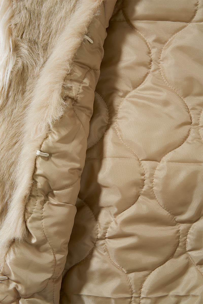 Granma Faux-far Cape 詳細画像 White 4