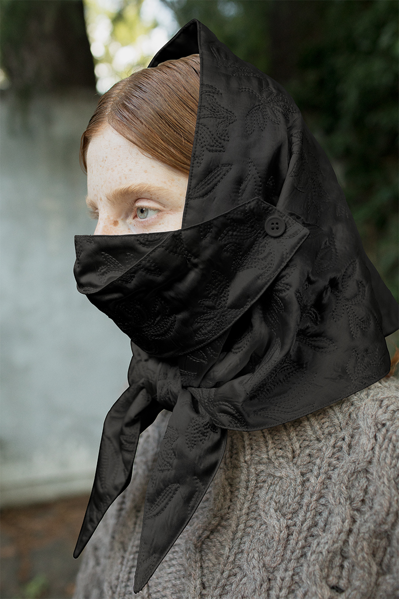 Botanical Satin Quilting Scarf 詳細画像 Black 1
