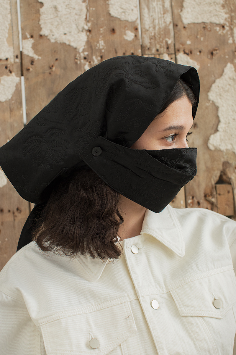 Botanical Satin Quilting Scarf 詳細画像 Black 2