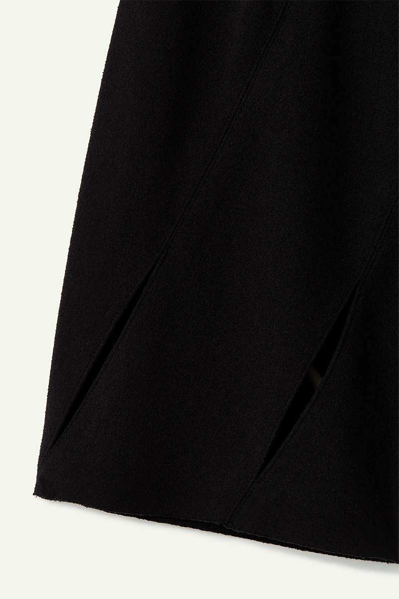 Marvin Bermuda Shorts 詳細画像 Black 3
