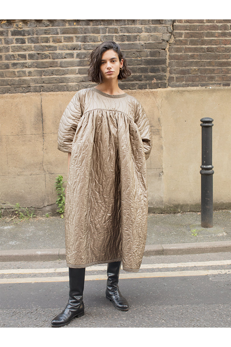 Wave Quilting Dress 詳細画像 Khaki 1
