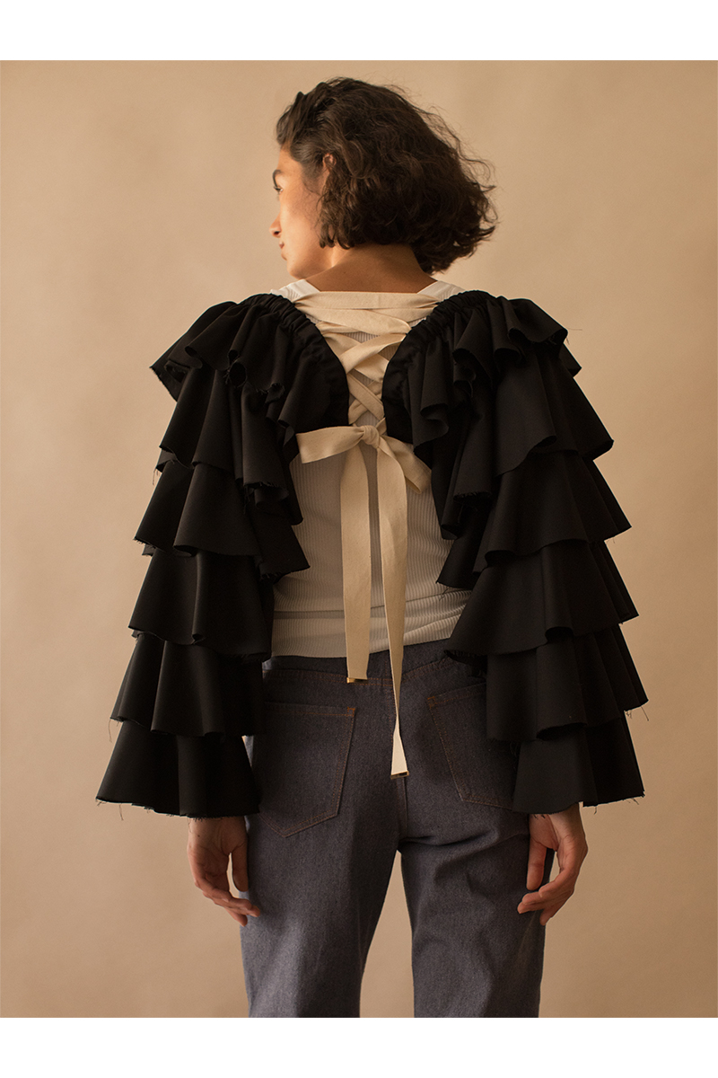 Ruffled Sleeve Top 詳細画像 Black 2
