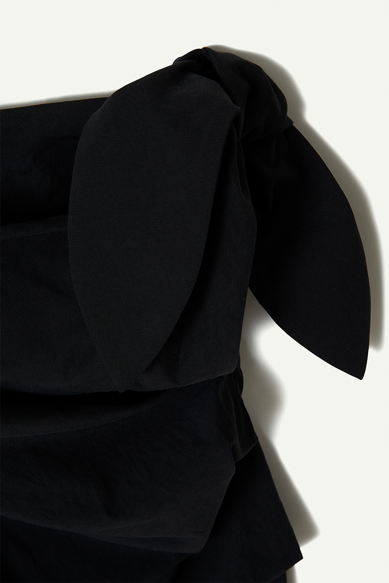 Asymmetry Top 詳細画像 Black 3
