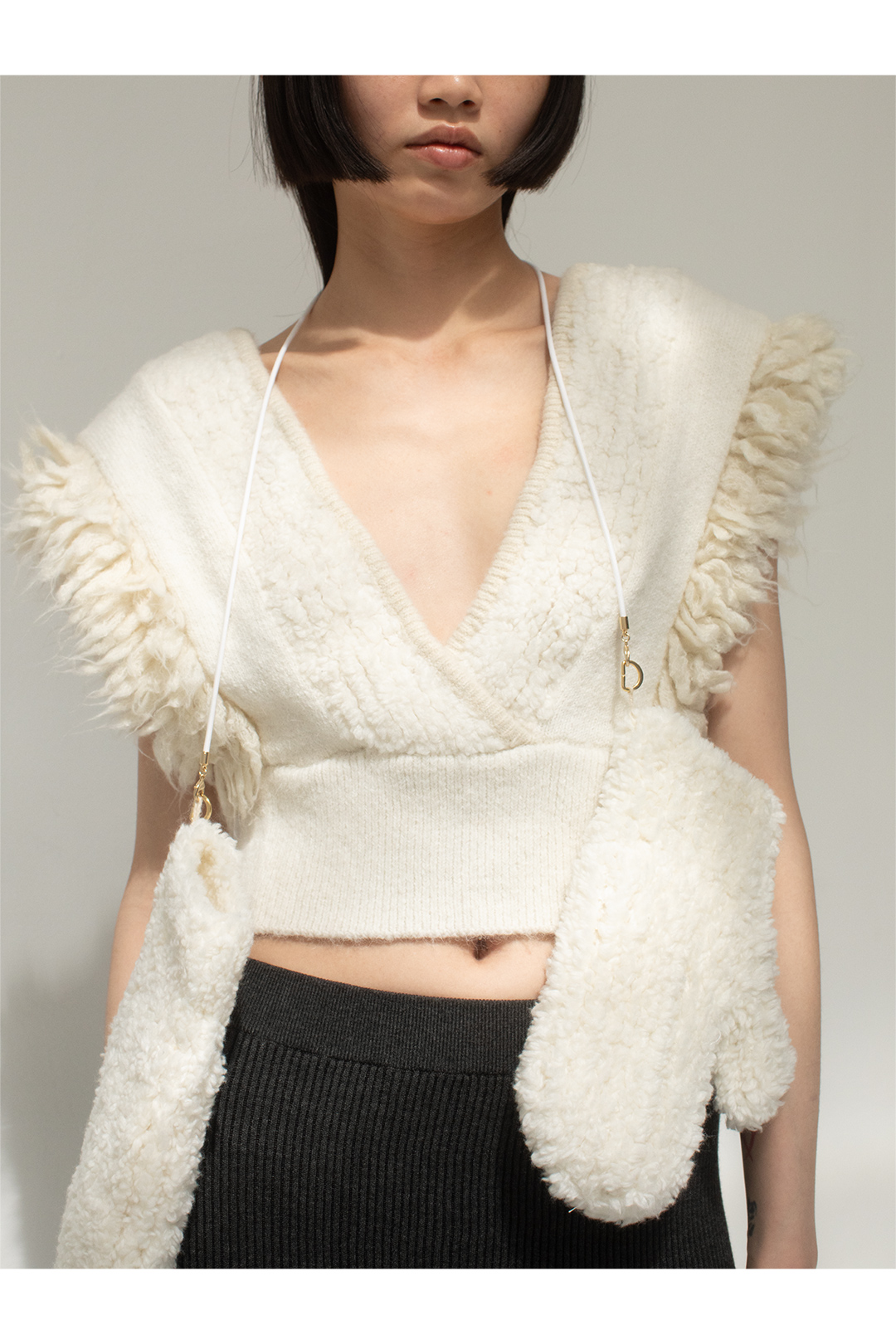Boa Hand Knitted Mittens 詳細画像 White 1