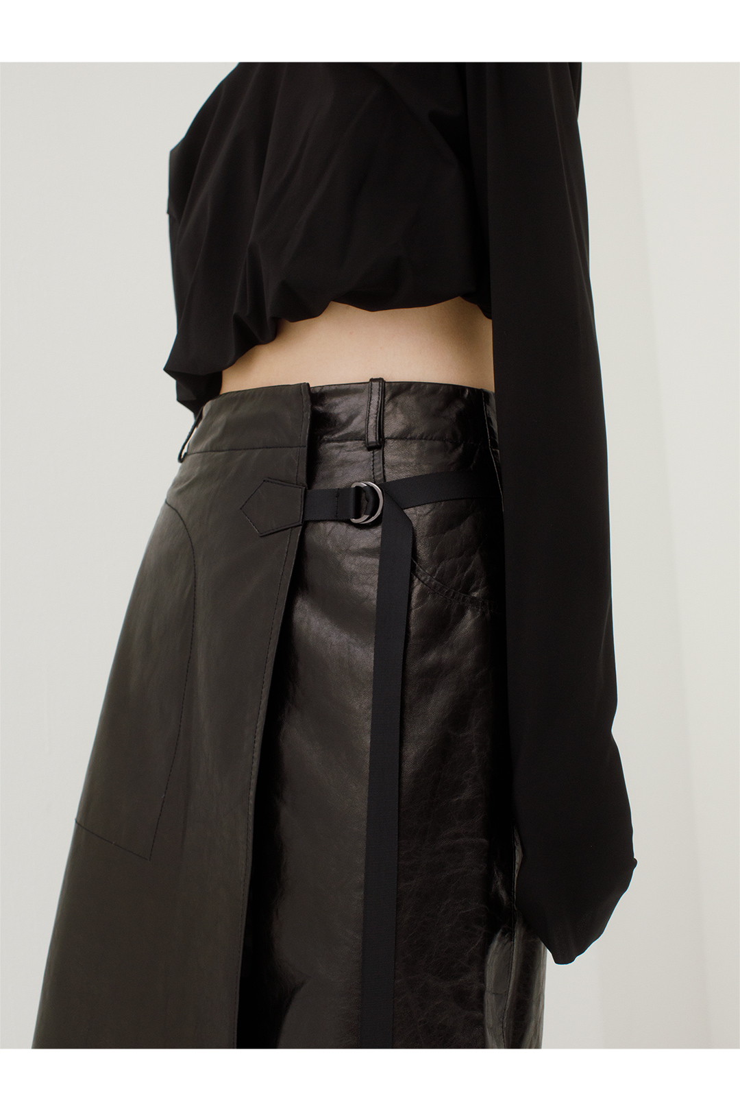 Wrapping Leather Skirt 詳細画像 Black 2