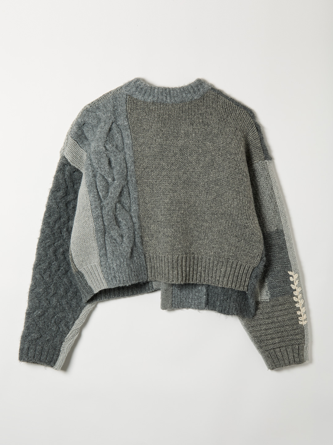 Intarsia Cable Cardigan 詳細画像 Gray 2