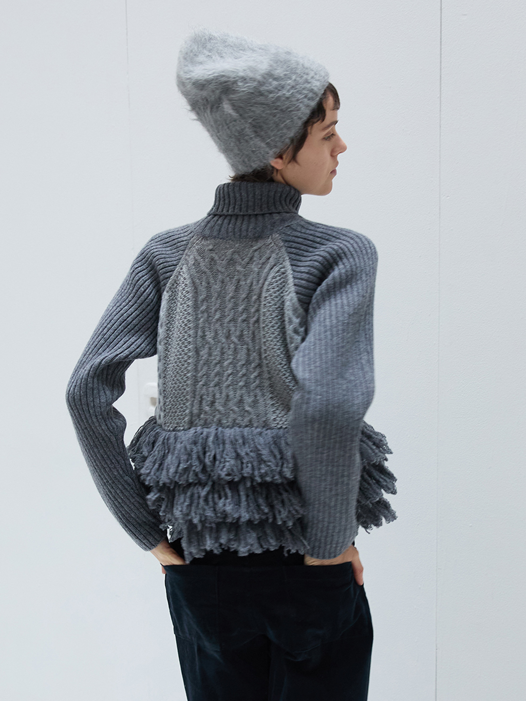 Cable Intarsia Turtle Top 詳細画像 Gray 1