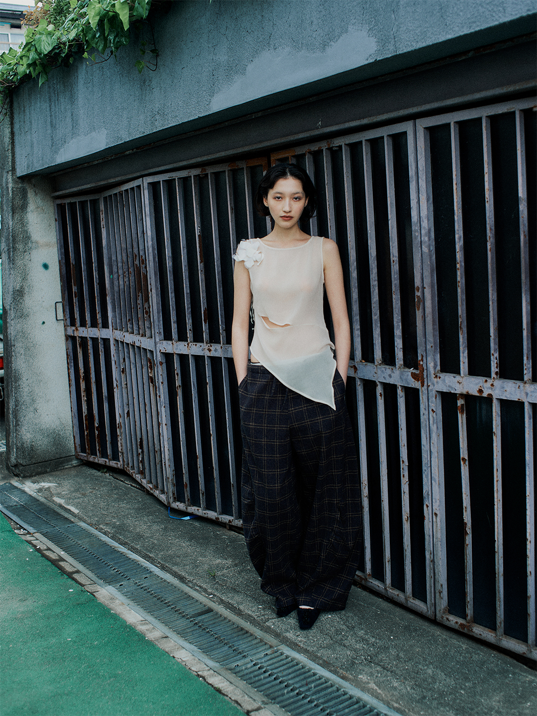 Twisting Volumed Trousers 詳細画像 Brown 3